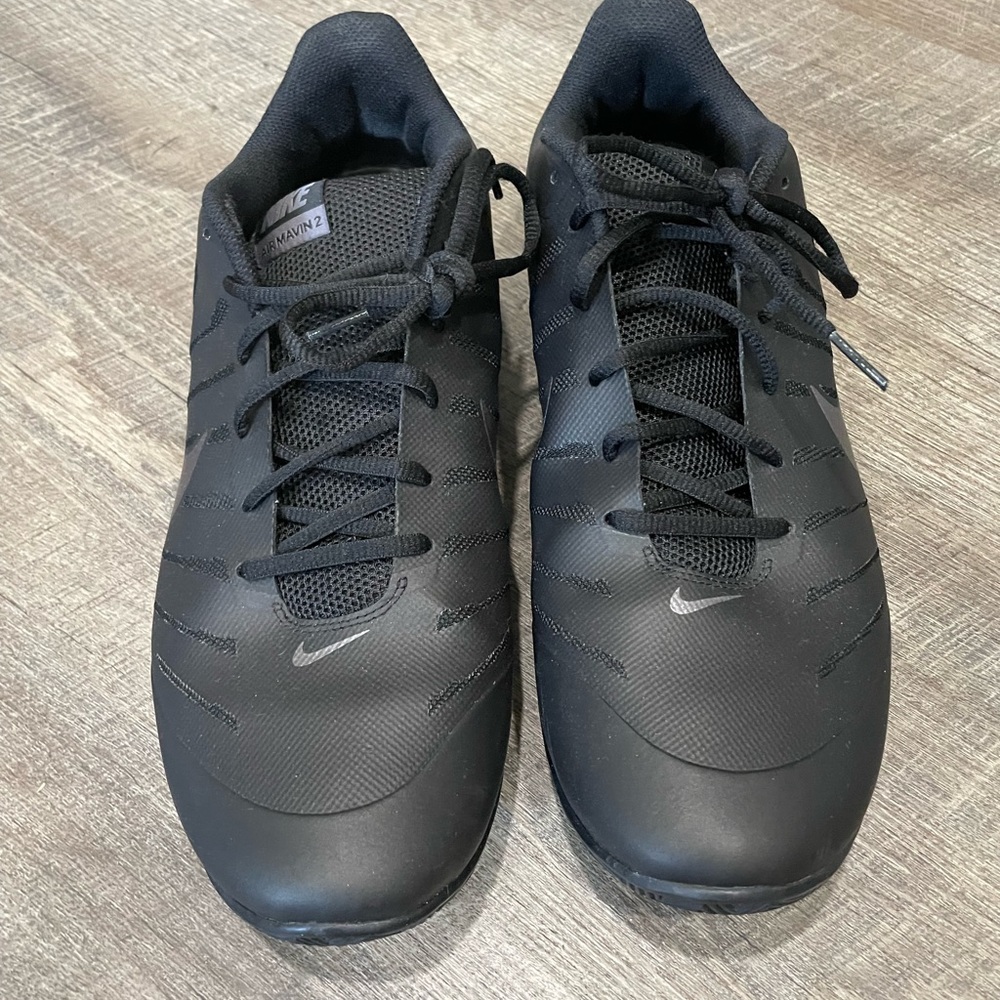 Nike Mavin 2 size 12